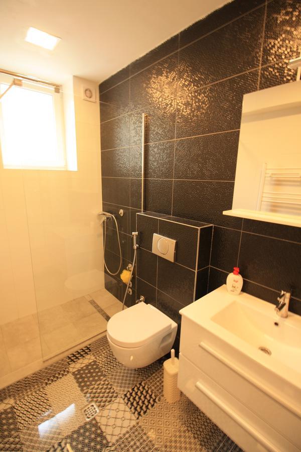 Apartment Marijin Dvor Deluxe SJJ Buitenkant foto